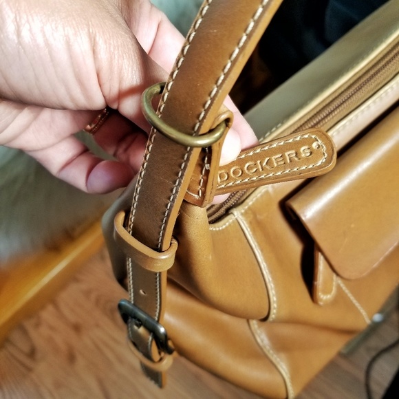 Sold: Dockers Shoulder Bag - Picture 2 of 4